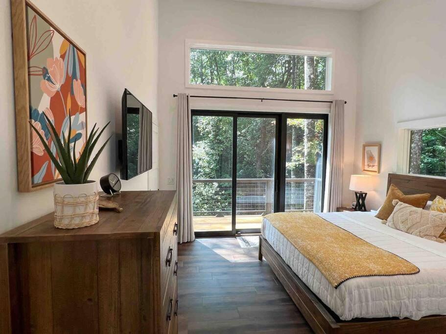 Modern Mountain Getaway With Hot Tub, Fire Pit Villa Sautee Nacoochee Kültér fotó